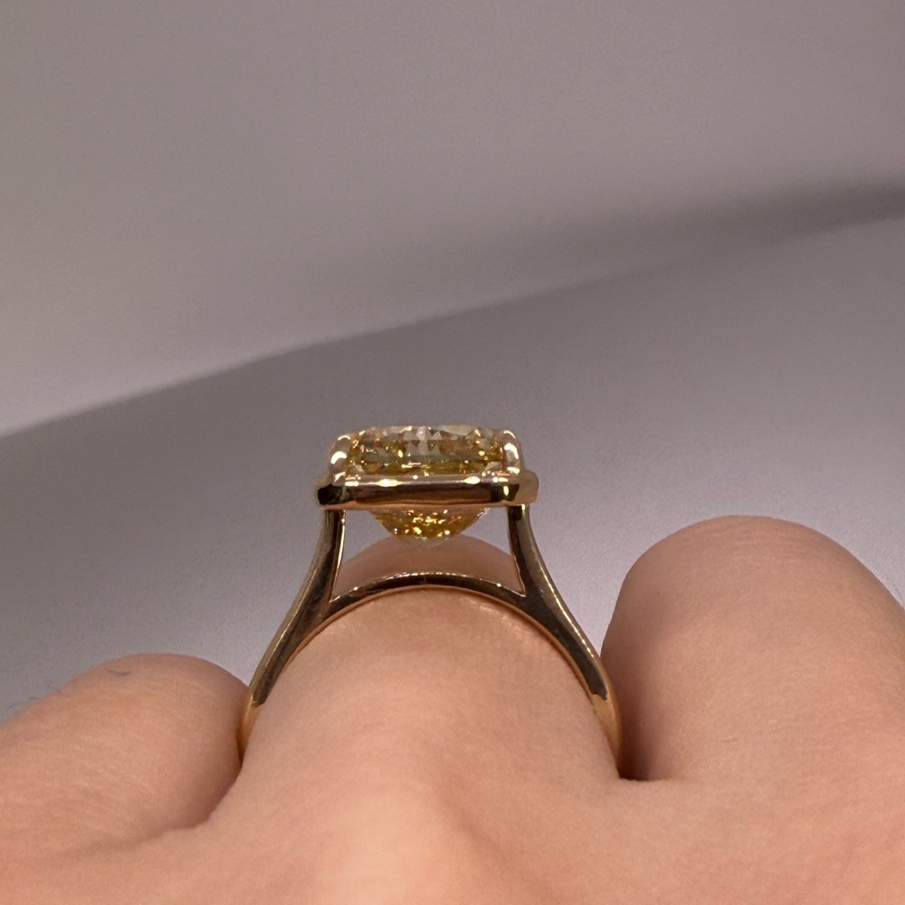 7.05 carat fancy vivid yellow VS2 radiant lab grown diamond engagement ring - Picture 5 of 12